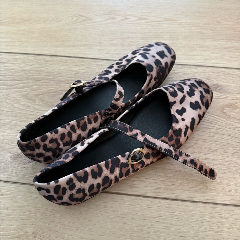 GAP Leopard Print Flats